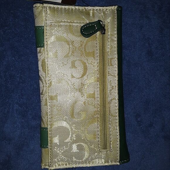 NWT G dark green and lime green wallet - Picture 4 of 7